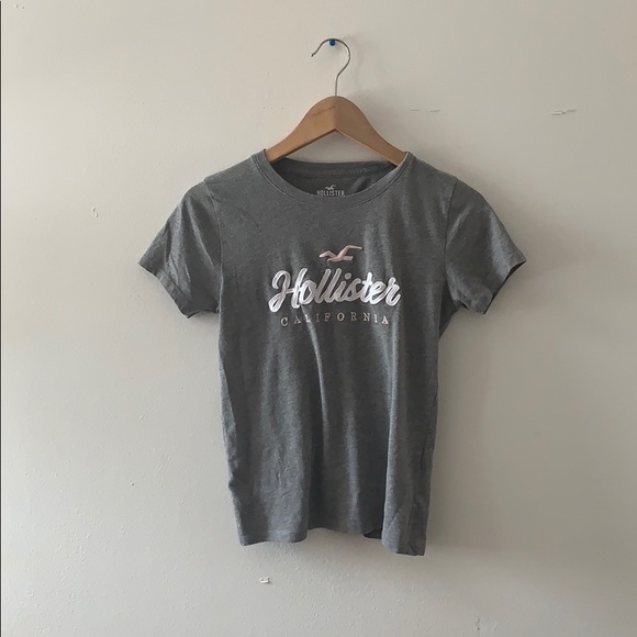 Hollister Logo Graphic Tee - Picture 3 of 4